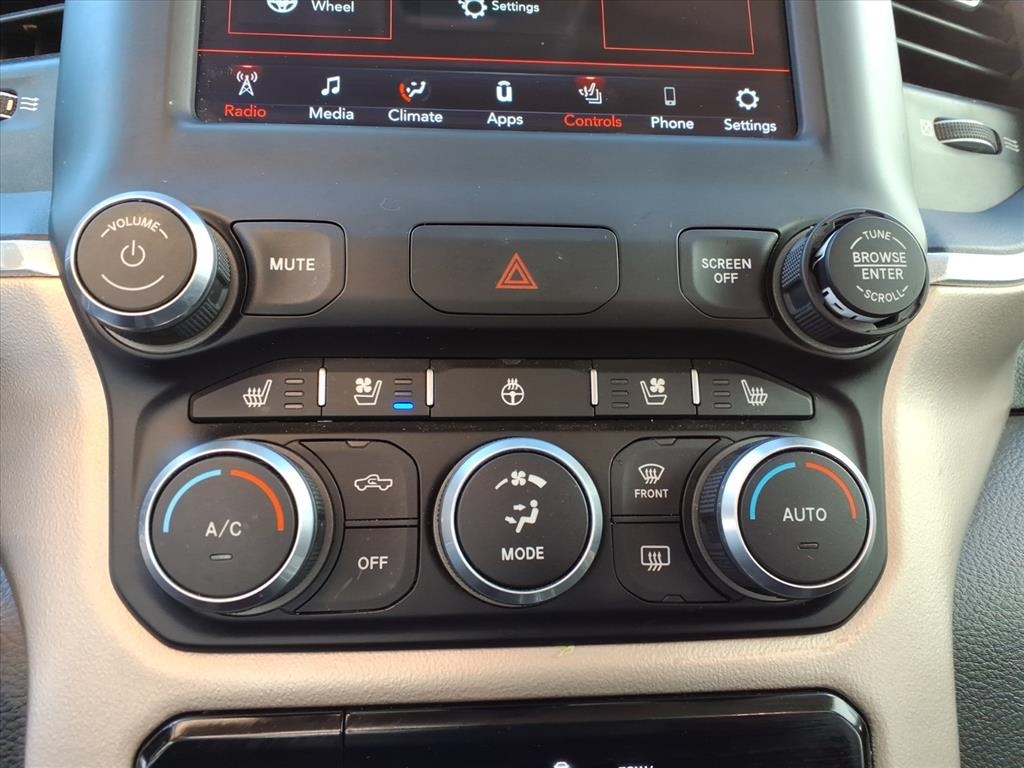 RAM 1500 Laramie Crew Cab SWB 4WD 2020