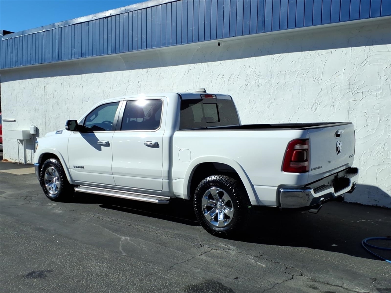 RAM 1500 Laramie Crew Cab SWB 4WD 2020