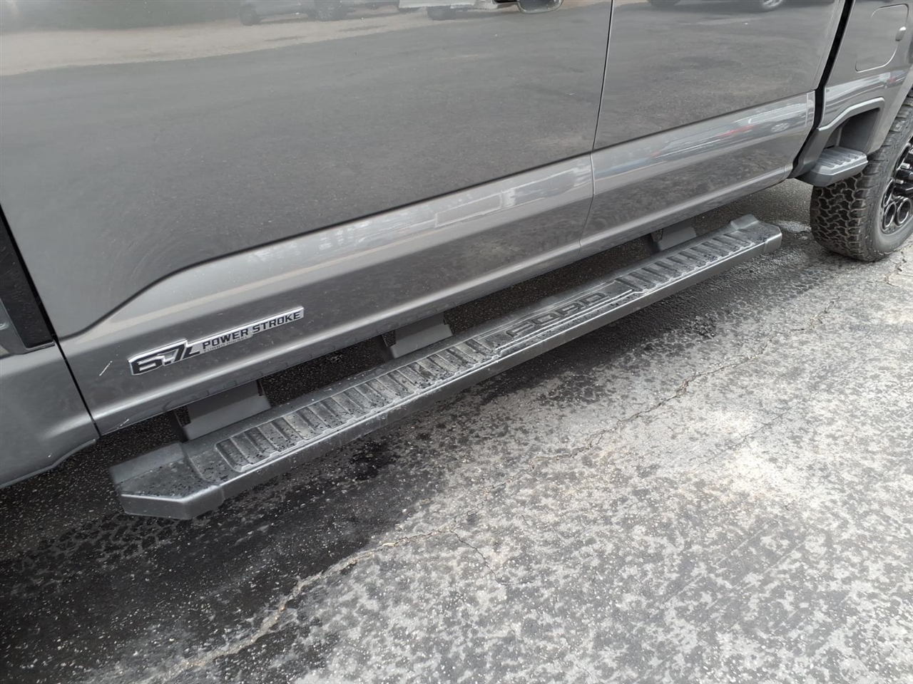 Ford F-250 SD Lariat Crew Cab 4WD 2023