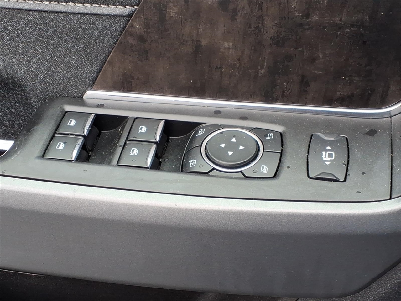 Ford F-250 SD Lariat Crew Cab 4WD 2023