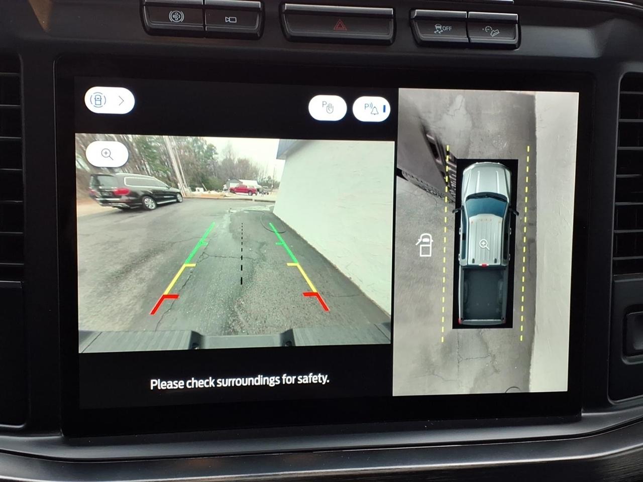 Ford F-250 SD Lariat Crew Cab 4WD 2023