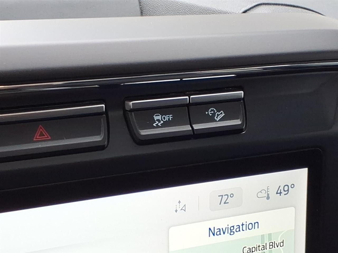 Ford F-250 SD Lariat Crew Cab 4WD 2023