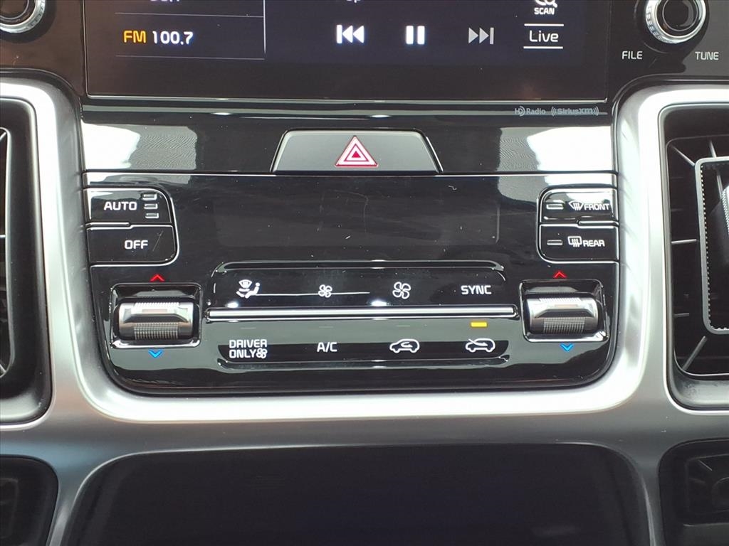 Kia Sorento Hybrid EX 2021