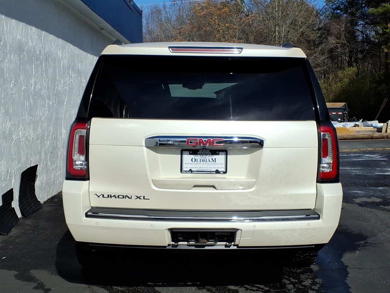 GMC Yukon Denali XL 4WD 2015