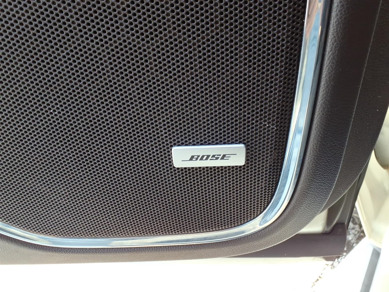 GMC Yukon Denali XL 4WD 2015