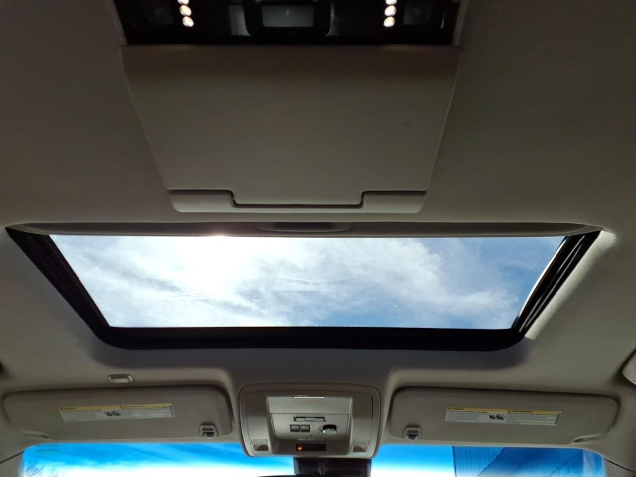 GMC Yukon Denali XL 4WD 2015