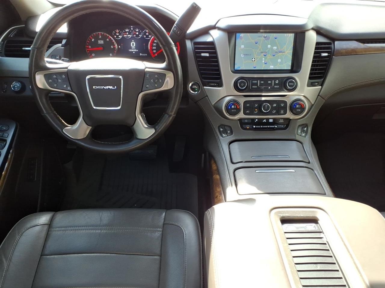 GMC Yukon Denali XL 4WD 2015