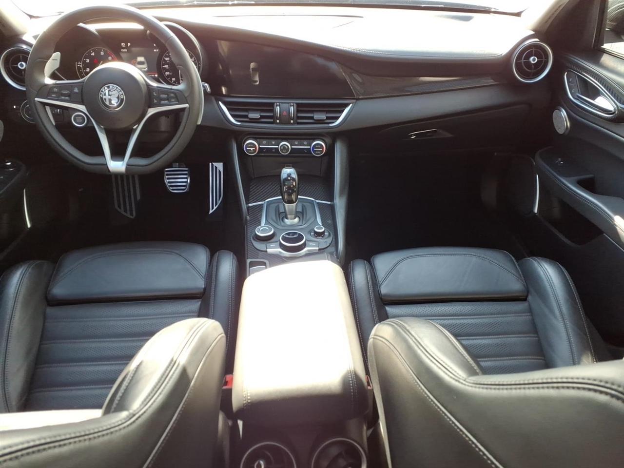 Alfa Romeo Giulia Ti Sport Carbon RWD 2019