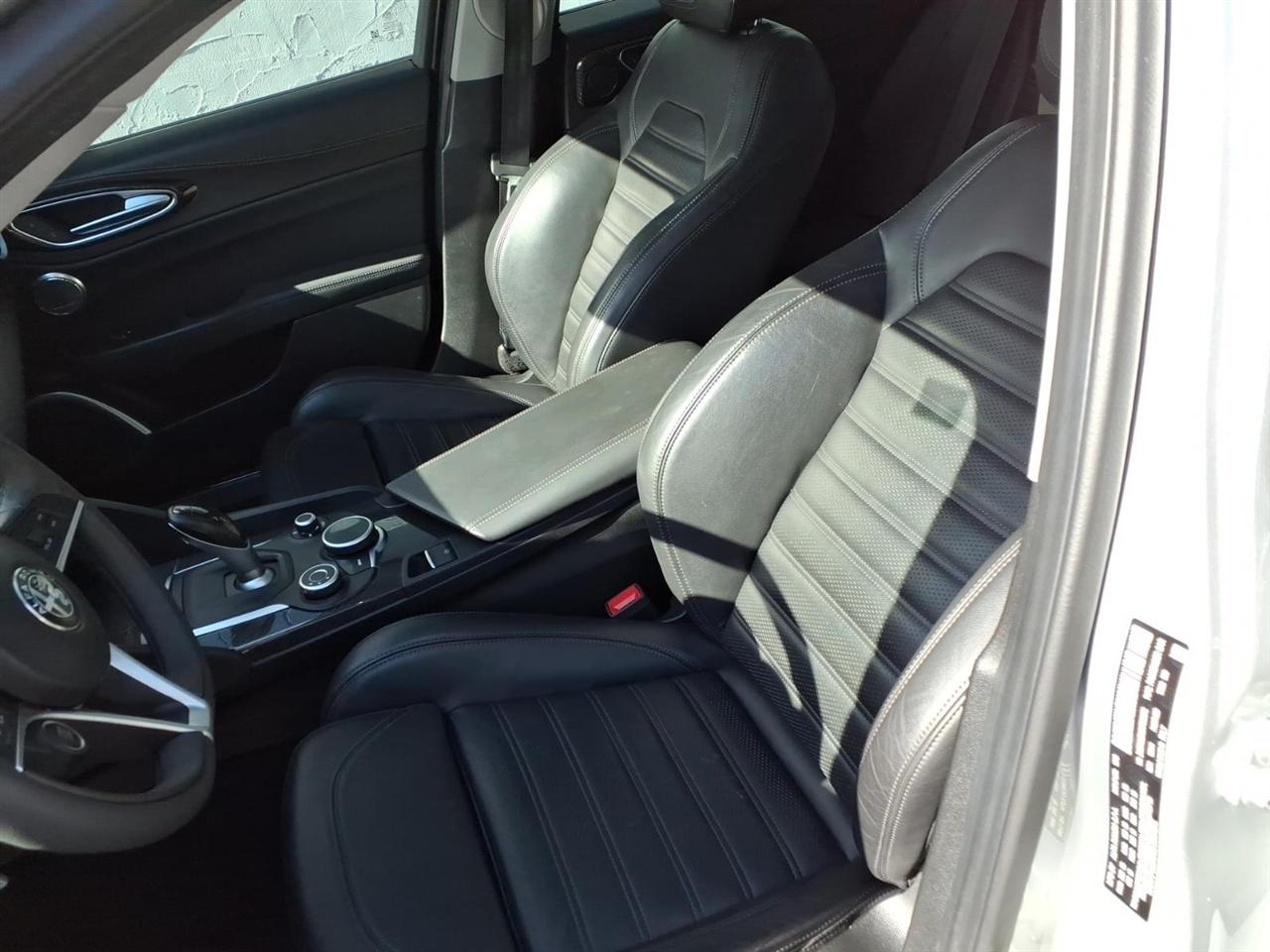 Alfa Romeo Giulia Ti Sport Carbon RWD 2019