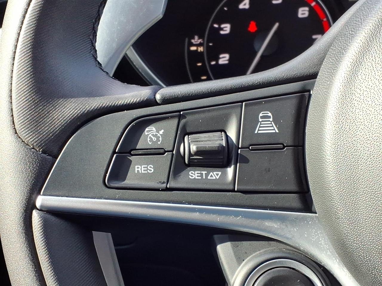 Alfa Romeo Giulia Ti Sport Carbon RWD 2019