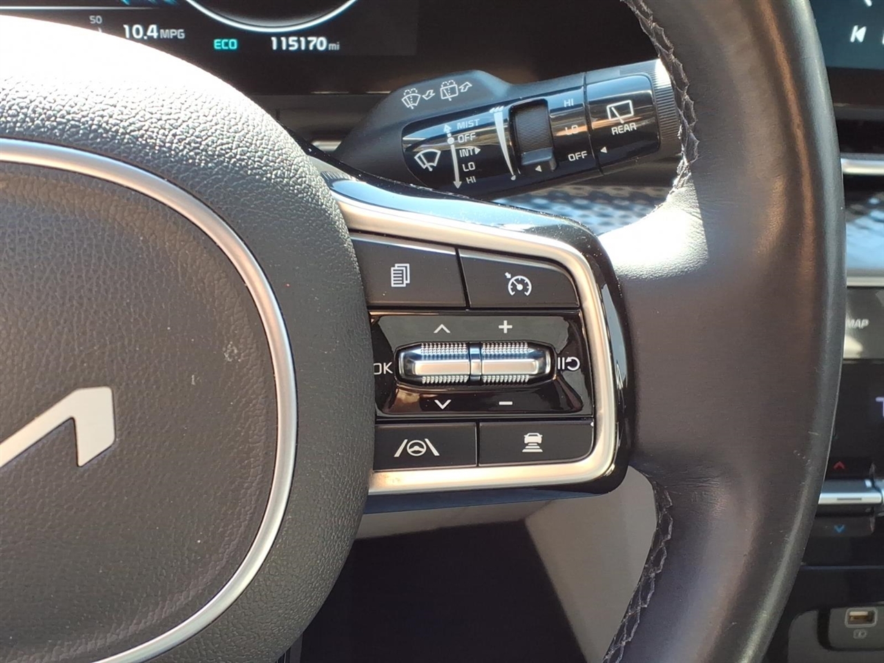 Kia Carnival SX Prestige 2023