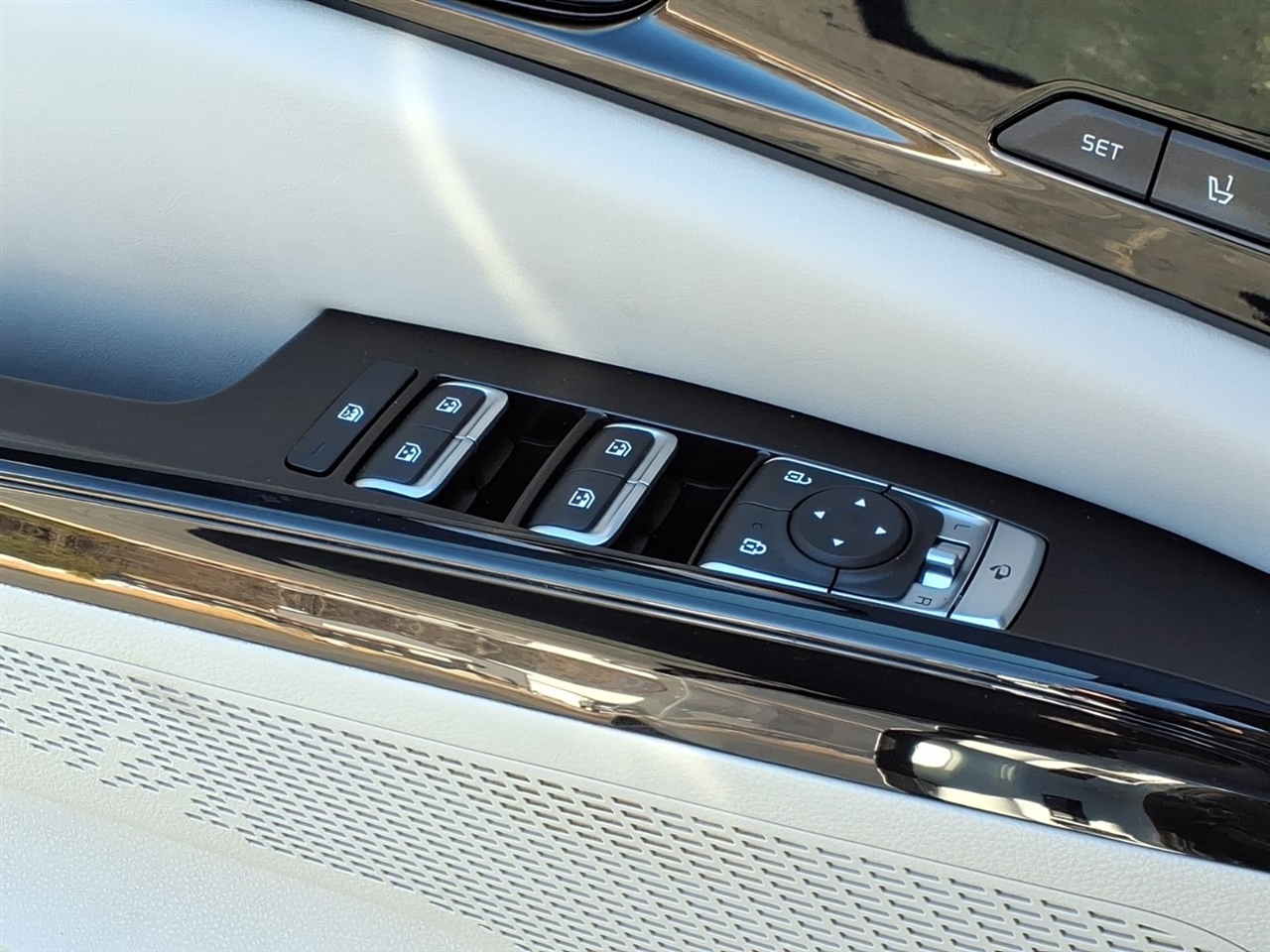 Kia Carnival SX Prestige 2023