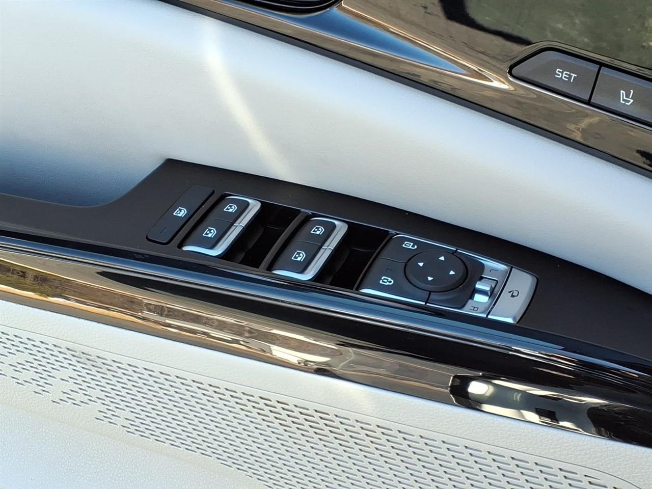 Kia Carnival SX Prestige 2023