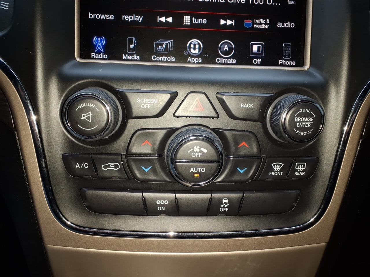 Jeep Grand Cherokee Laredo 4WD 2014