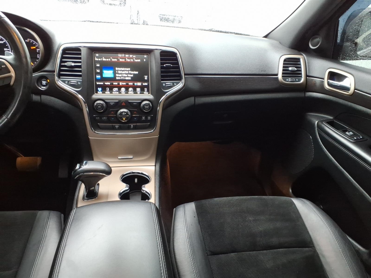 Jeep Grand Cherokee Laredo 4WD 2014