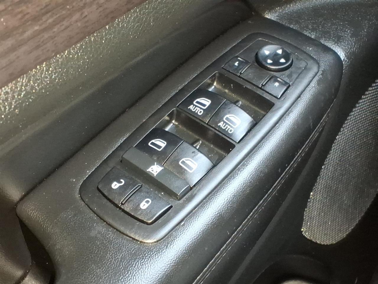 Jeep Grand Cherokee Laredo 4WD 2014