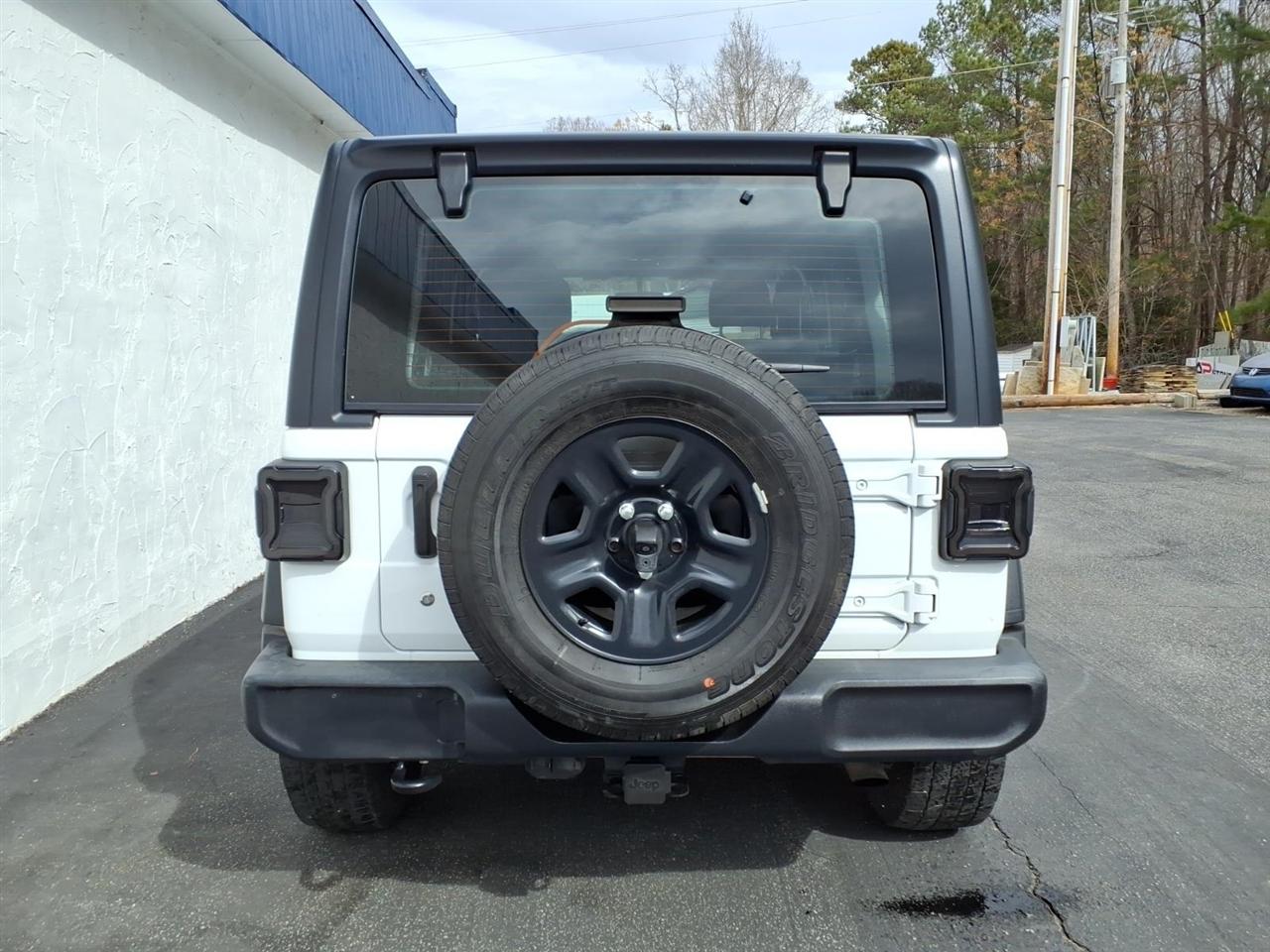 Jeep Wrangler Unlimited Sport 2018