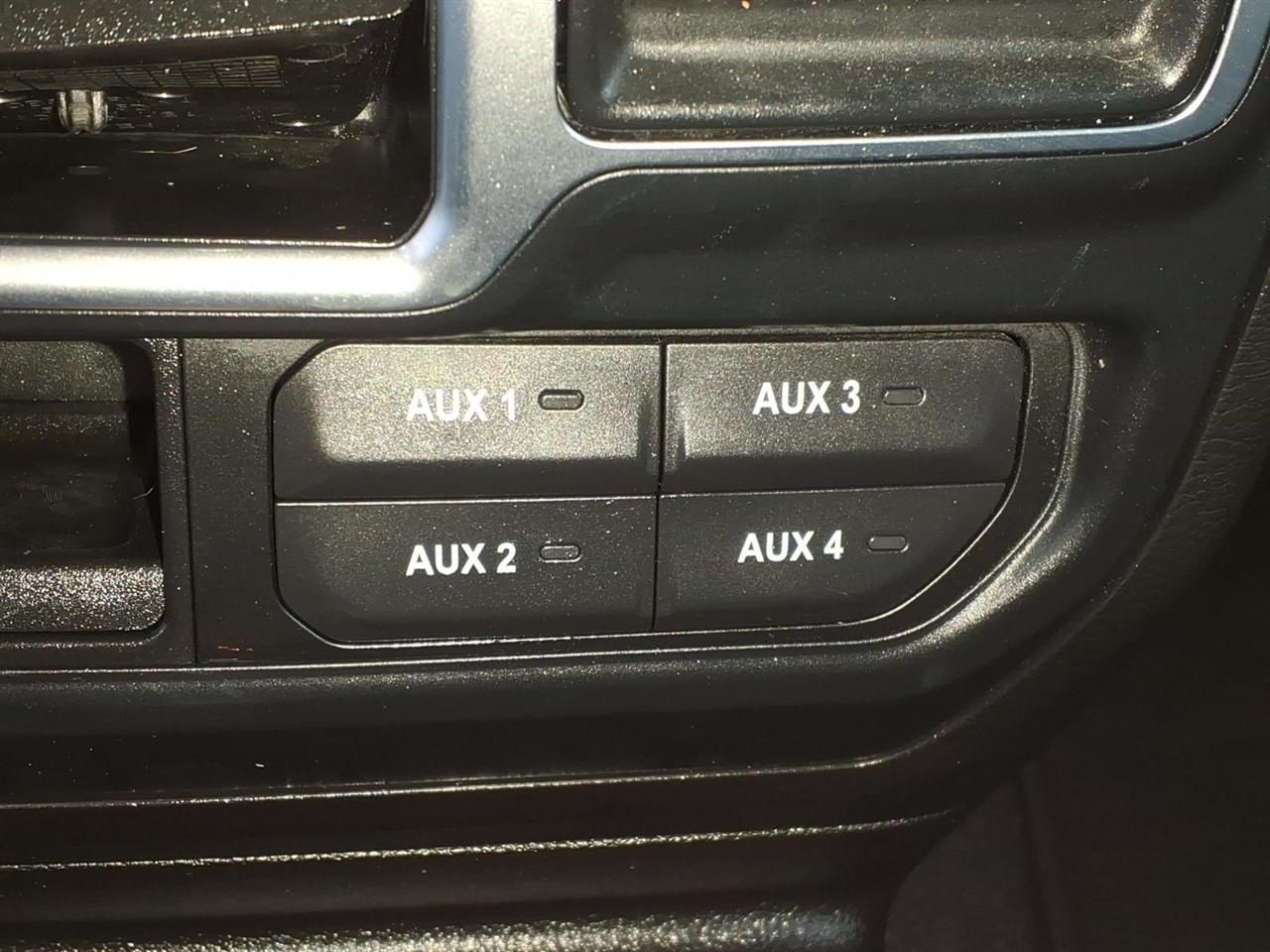 Jeep Wrangler Unlimited Sport 2018