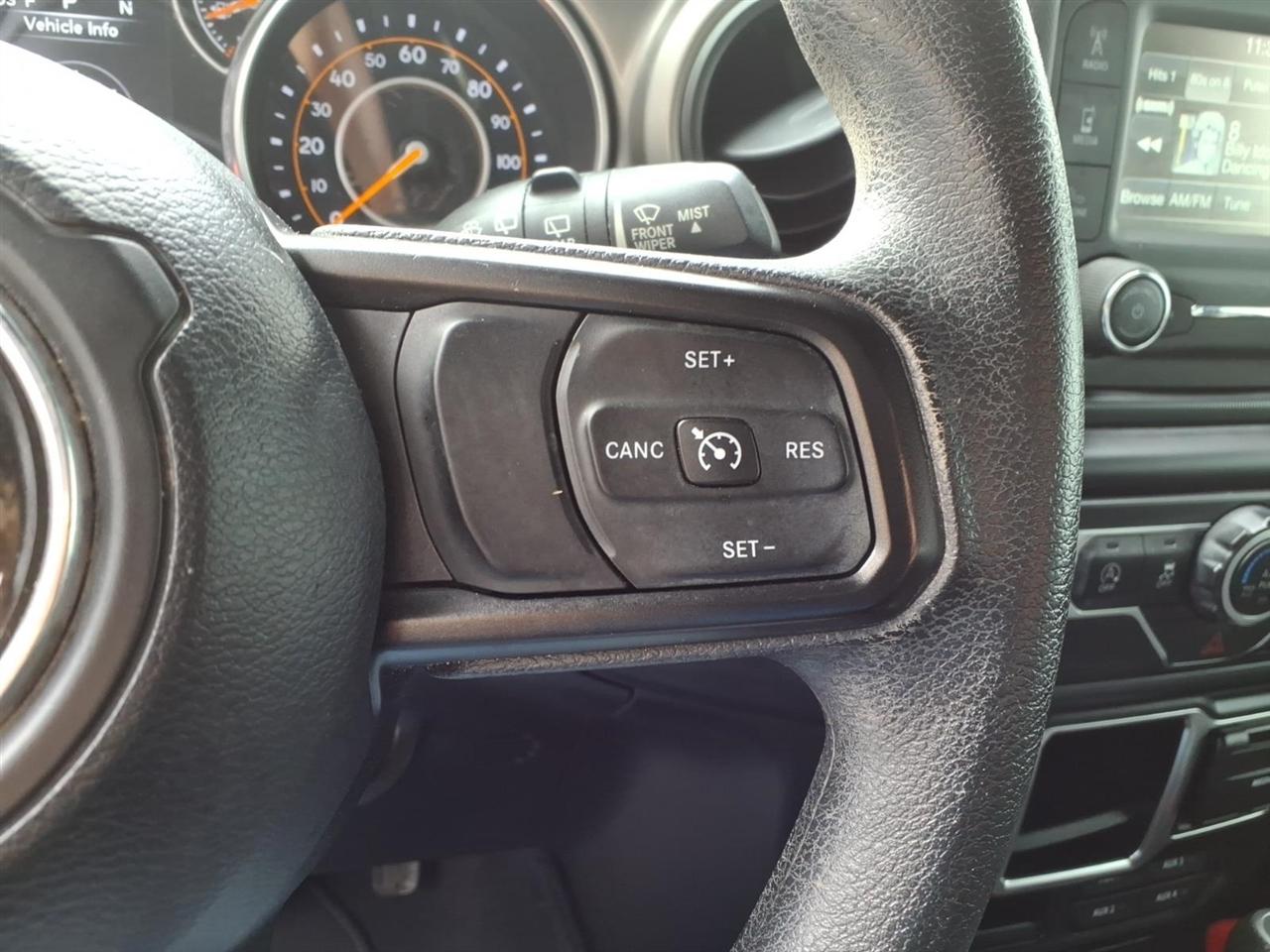 Jeep Wrangler Unlimited Sport 2018