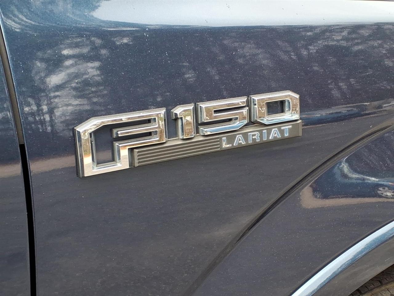 Ford F-150 Lariat SuperCrew 5.5-ft. Bed 4WD 2016