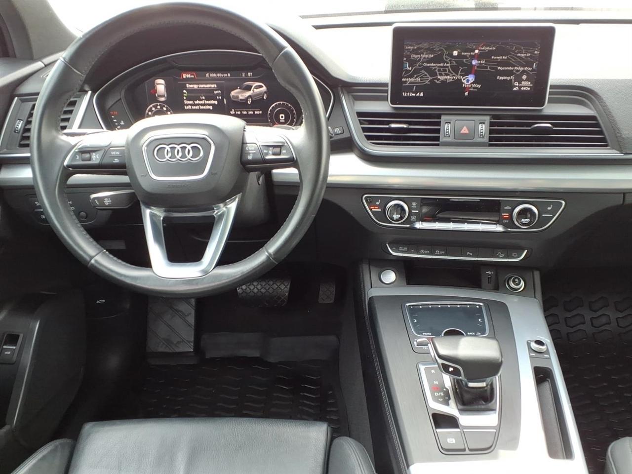 Audi Q5 Titanium Premium Plus 45 TFSI quattro 2020