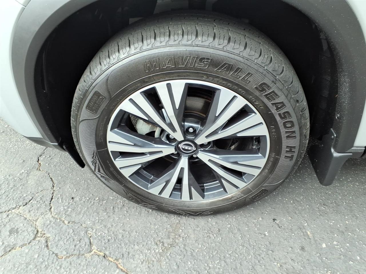 Nissan Rogue SV AWD 2022