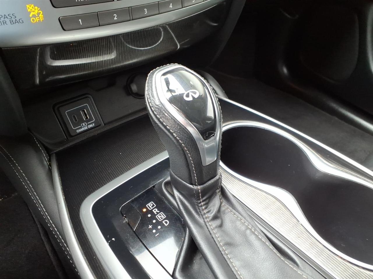 Infiniti QX60 PURE 2020