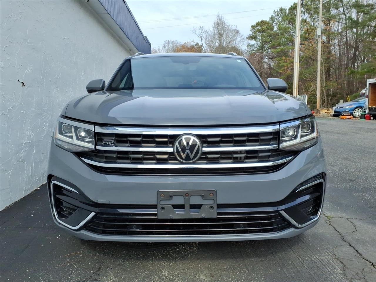 Volkswagen Atlas Cross Sport 3.6L V6 SE w/Technology R-Line 4MOTION 2021