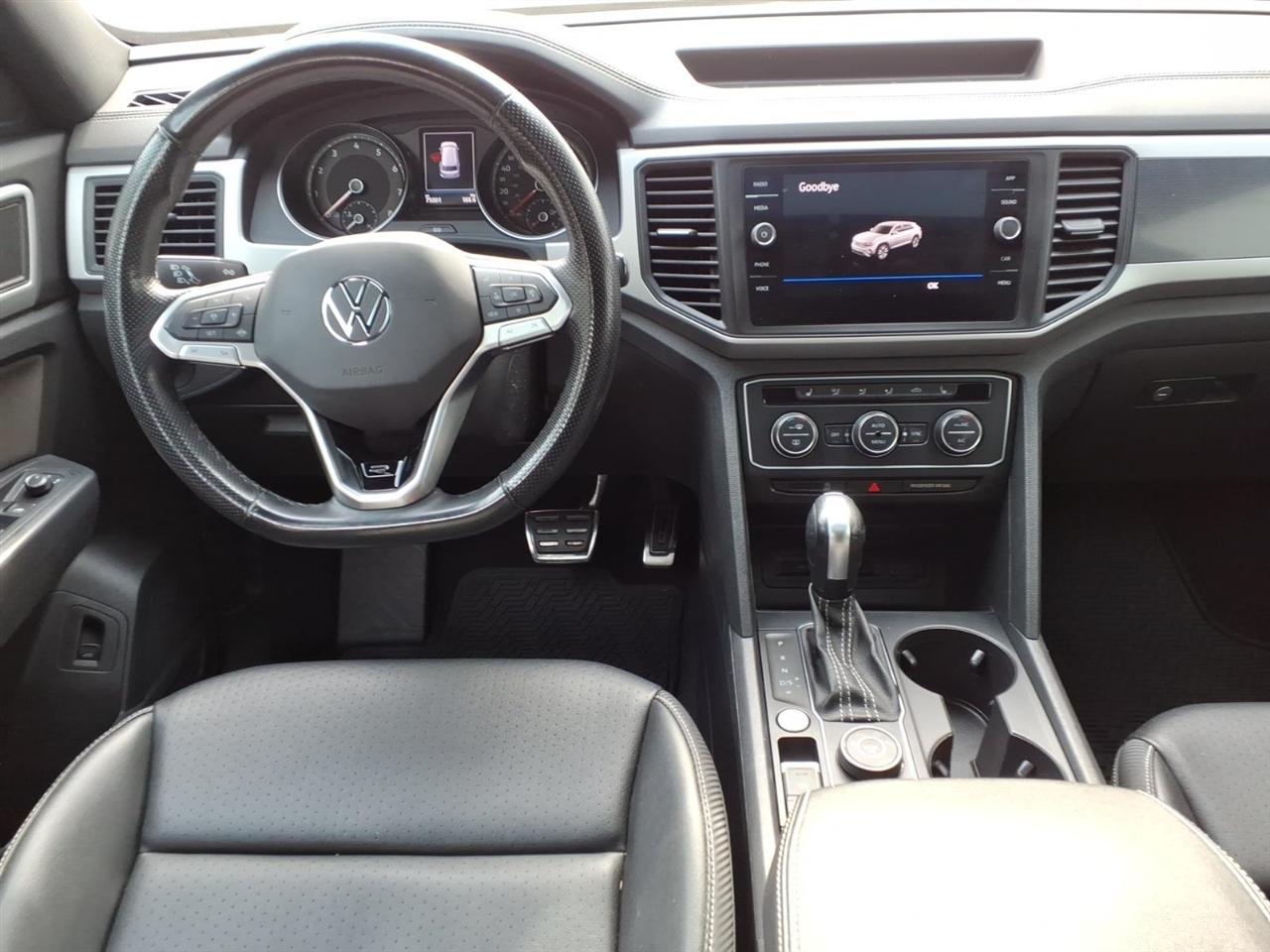 Volkswagen Atlas Cross Sport 3.6L V6 SE w/Technology R-Line 4MOTION 2021