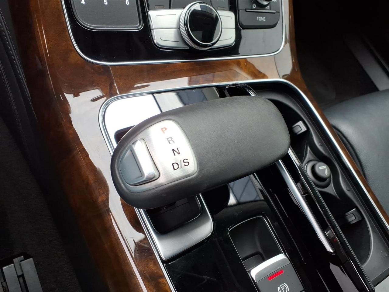 Audi A8 4dr Sdn 4.0T 2015