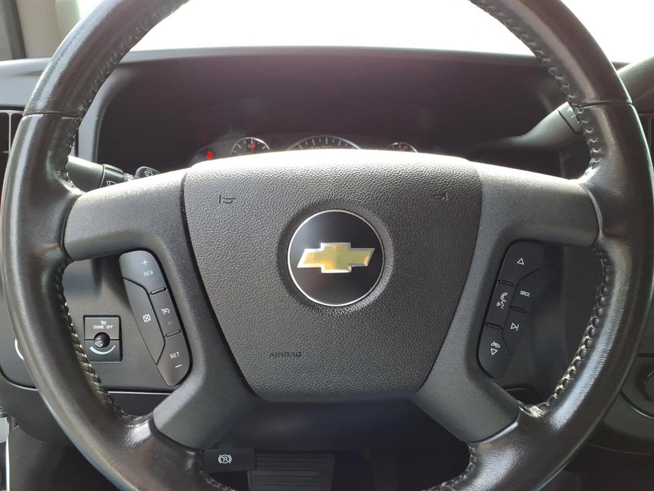 Chevrolet Express Cargo Van RWD 2500 135" 2021