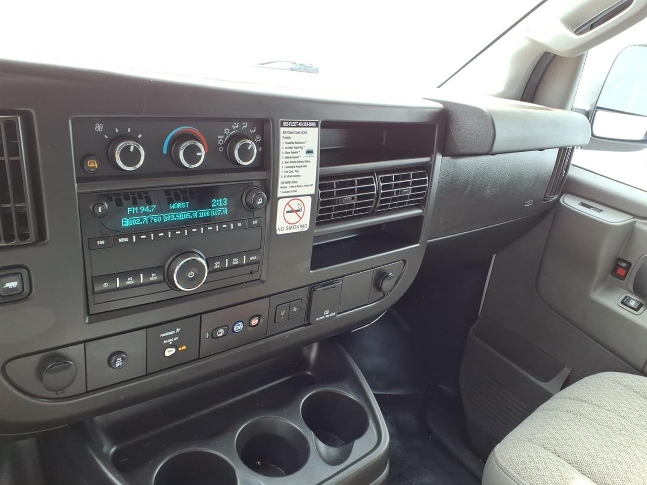 Chevrolet Express Cargo Van RWD 2500 135" 2021