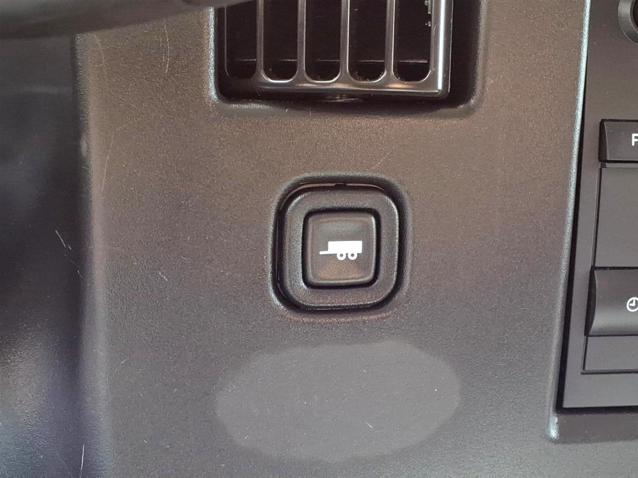 Chevrolet Express Cargo Van RWD 2500 135" 2021