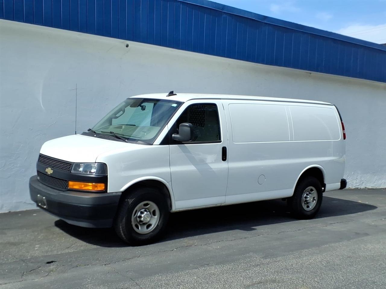 Chevrolet Express Cargo Van RWD 2500 135" 2021