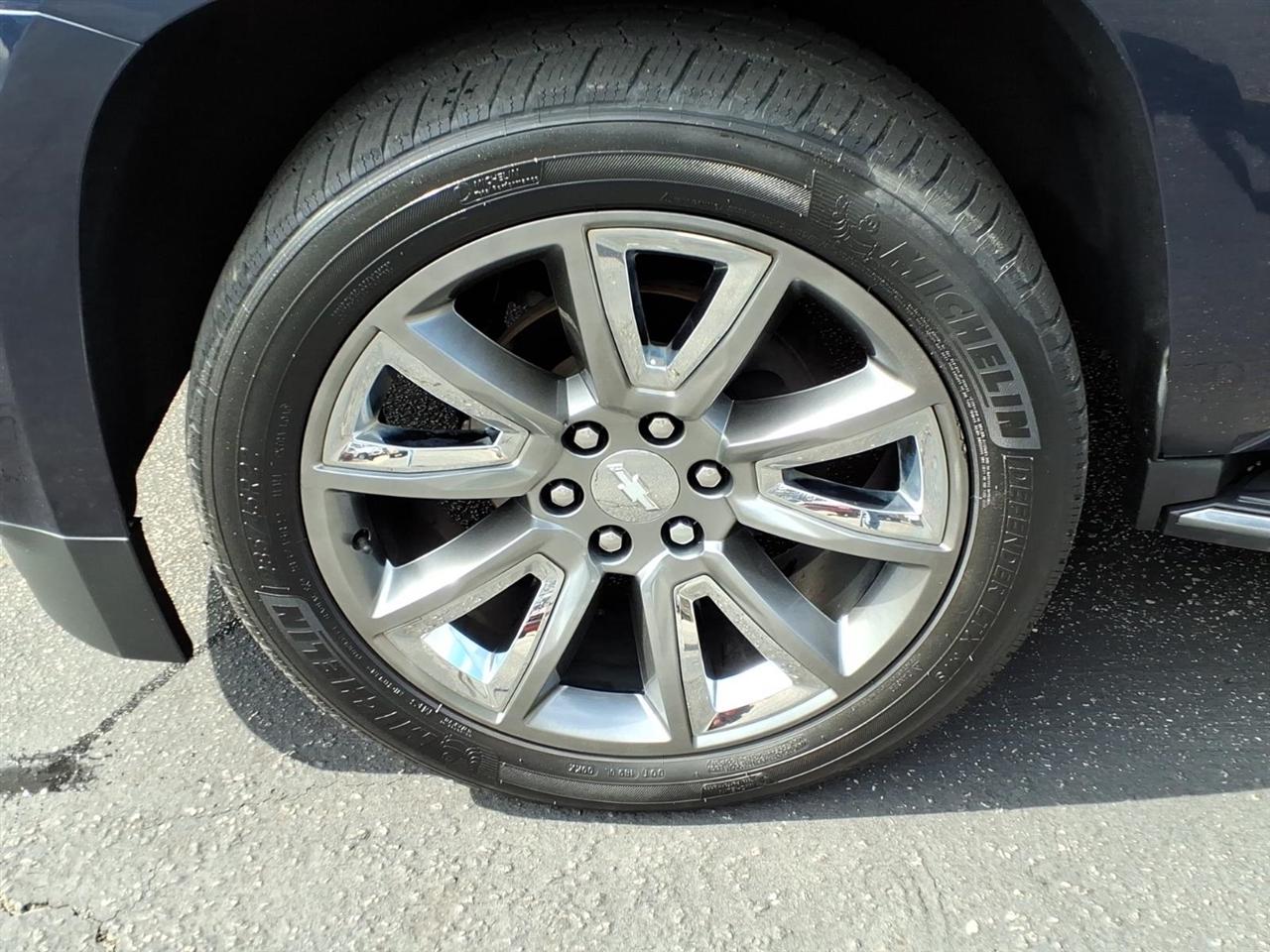 Chevrolet Tahoe 4WD 4dr Premier 2020