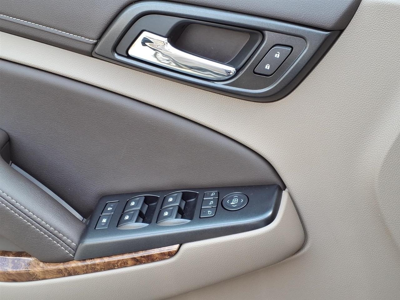 Chevrolet Tahoe 4WD 4dr Premier 2020