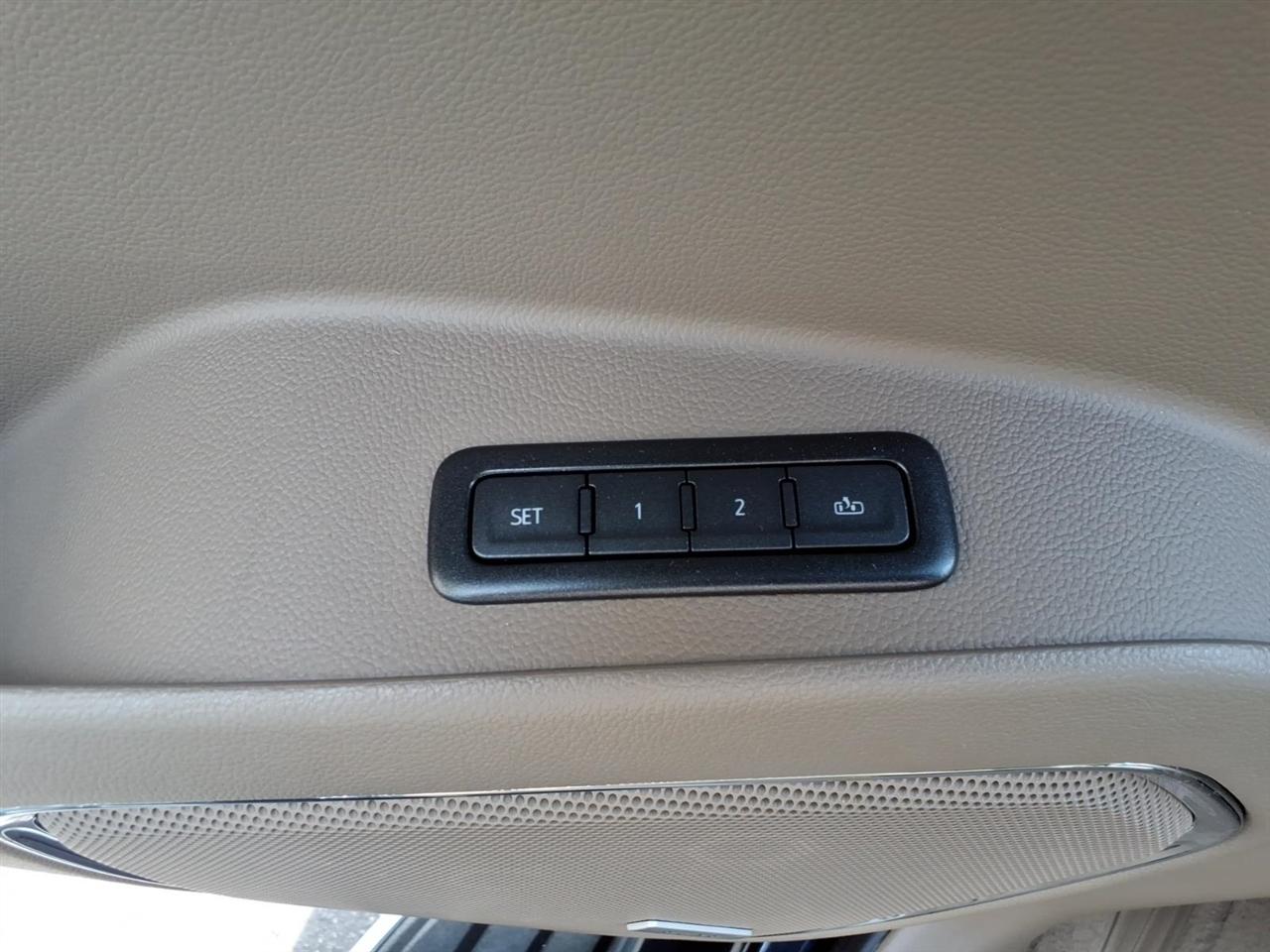 Chevrolet Tahoe 4WD 4dr Premier 2020