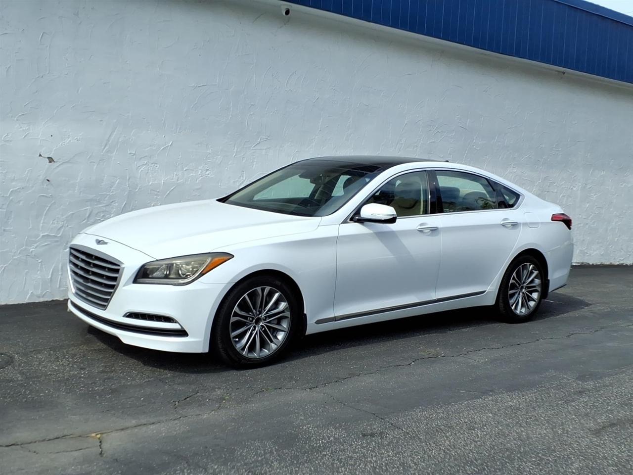 Hyundai Genesis 4dr Sdn V6 3.8L RWD 2015