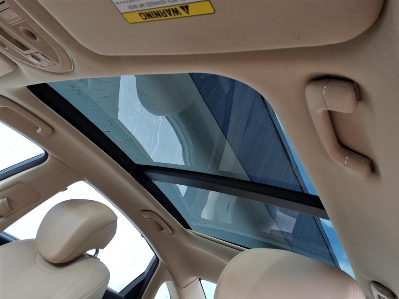 Hyundai Genesis 4dr Sdn V6 3.8L RWD 2015