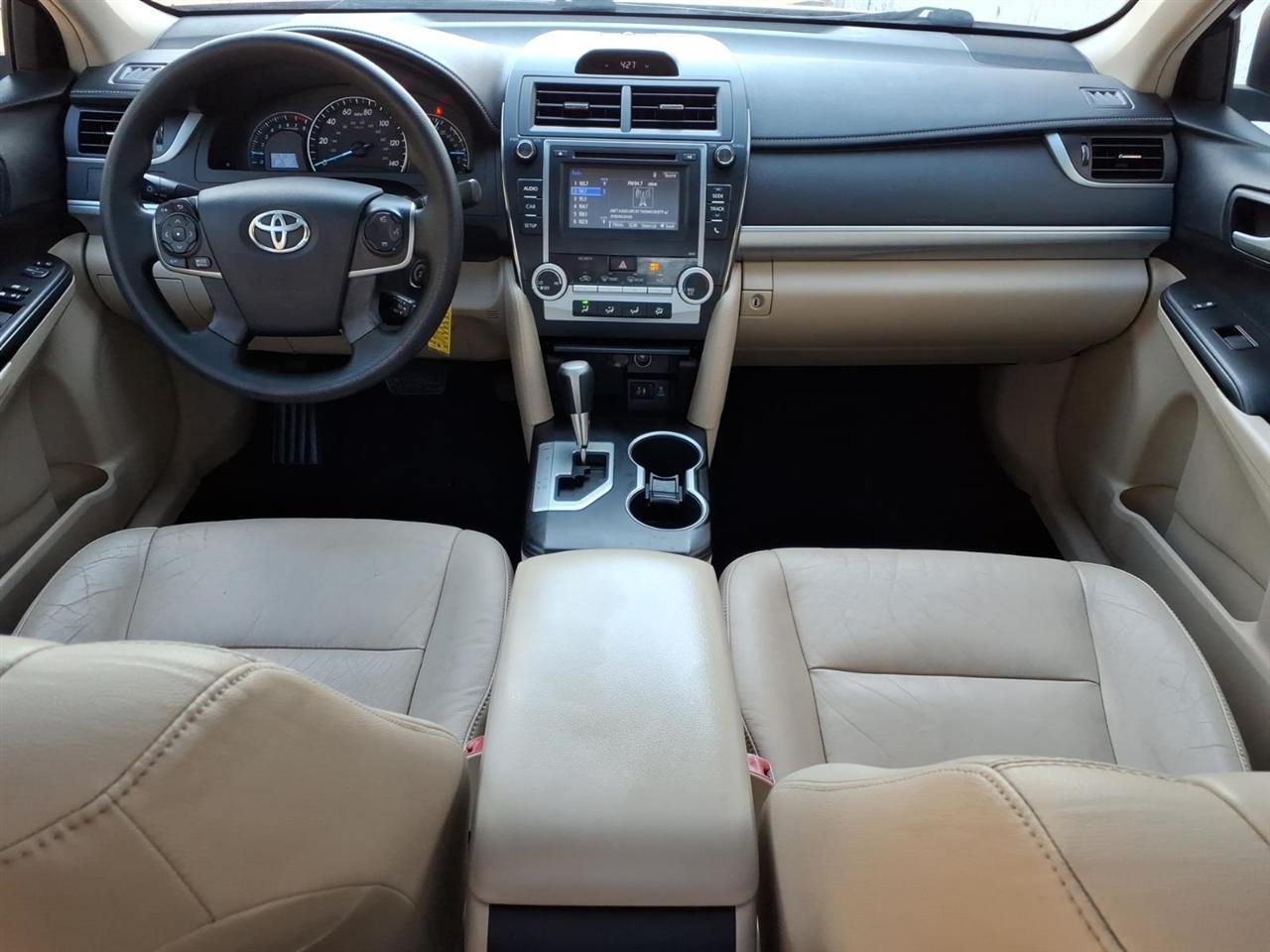 Toyota Camry 4dr Sdn I4 Auto L (Natl) *Ltd Avail* 2014