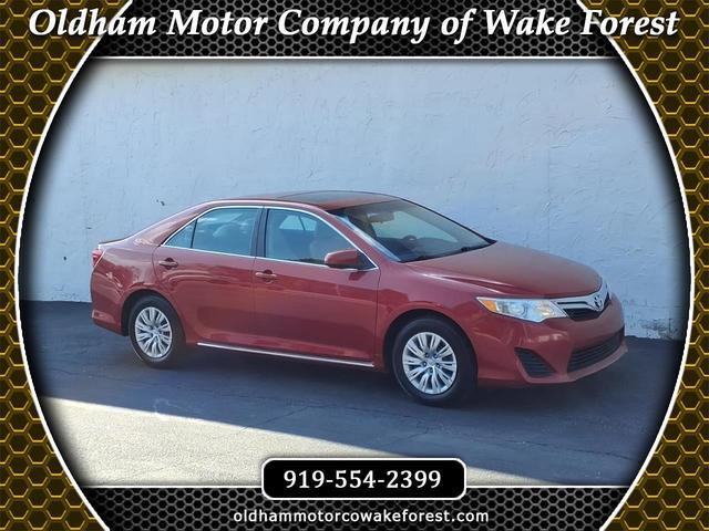 Red 2014 Toyota Camry L Sedan Front-Wheel Drive Automatic