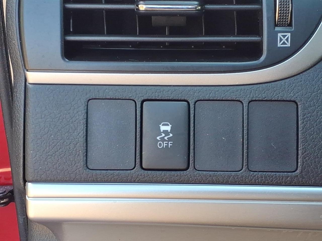 Toyota Camry 4dr Sdn I4 Auto L (Natl) *Ltd Avail* 2014