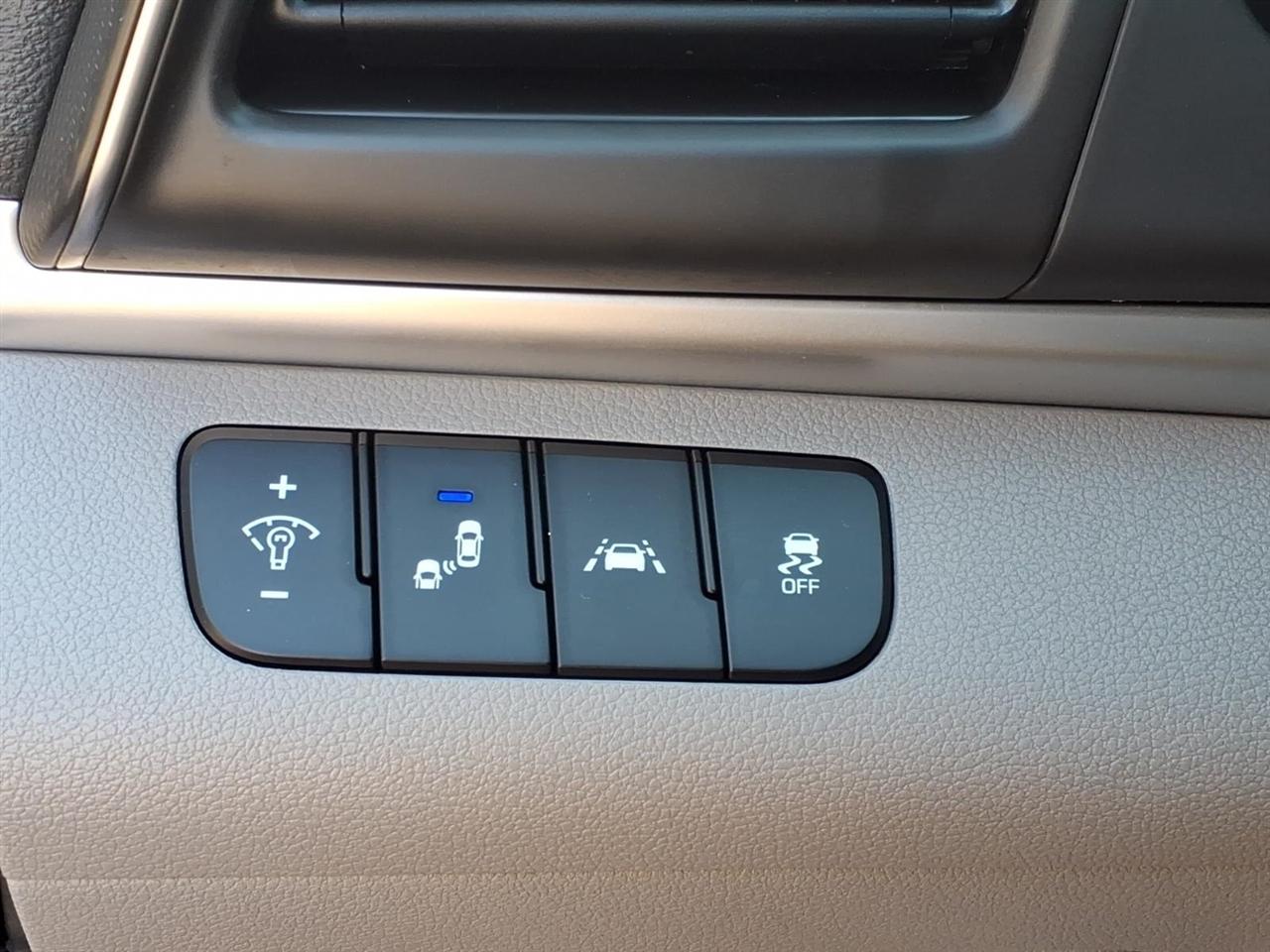 Hyundai Elantra SEL IVT SULEV 2020