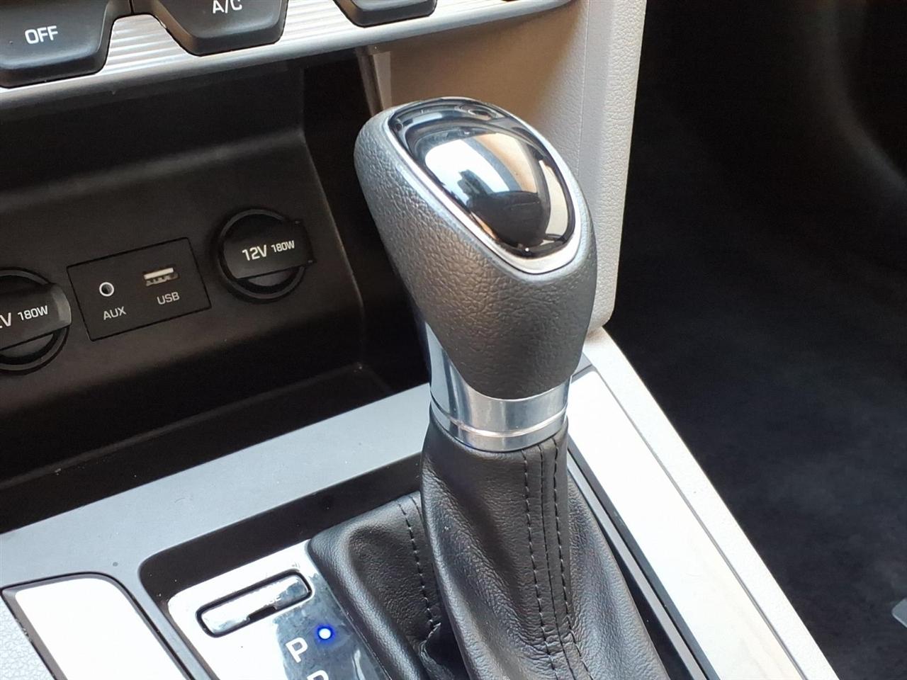 Hyundai Elantra SEL IVT SULEV 2020