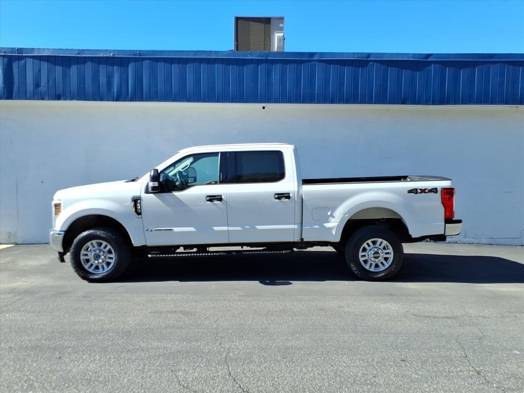 Ford Super Duty F-250 SRW King Ranch 4WD Crew Cab 8' Box 2019