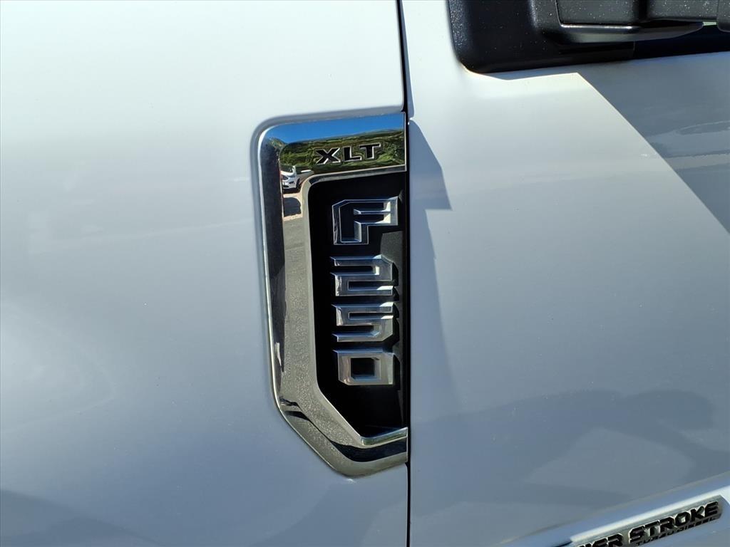 Ford Super Duty F-250 SRW King Ranch 4WD Crew Cab 8' Box 2019