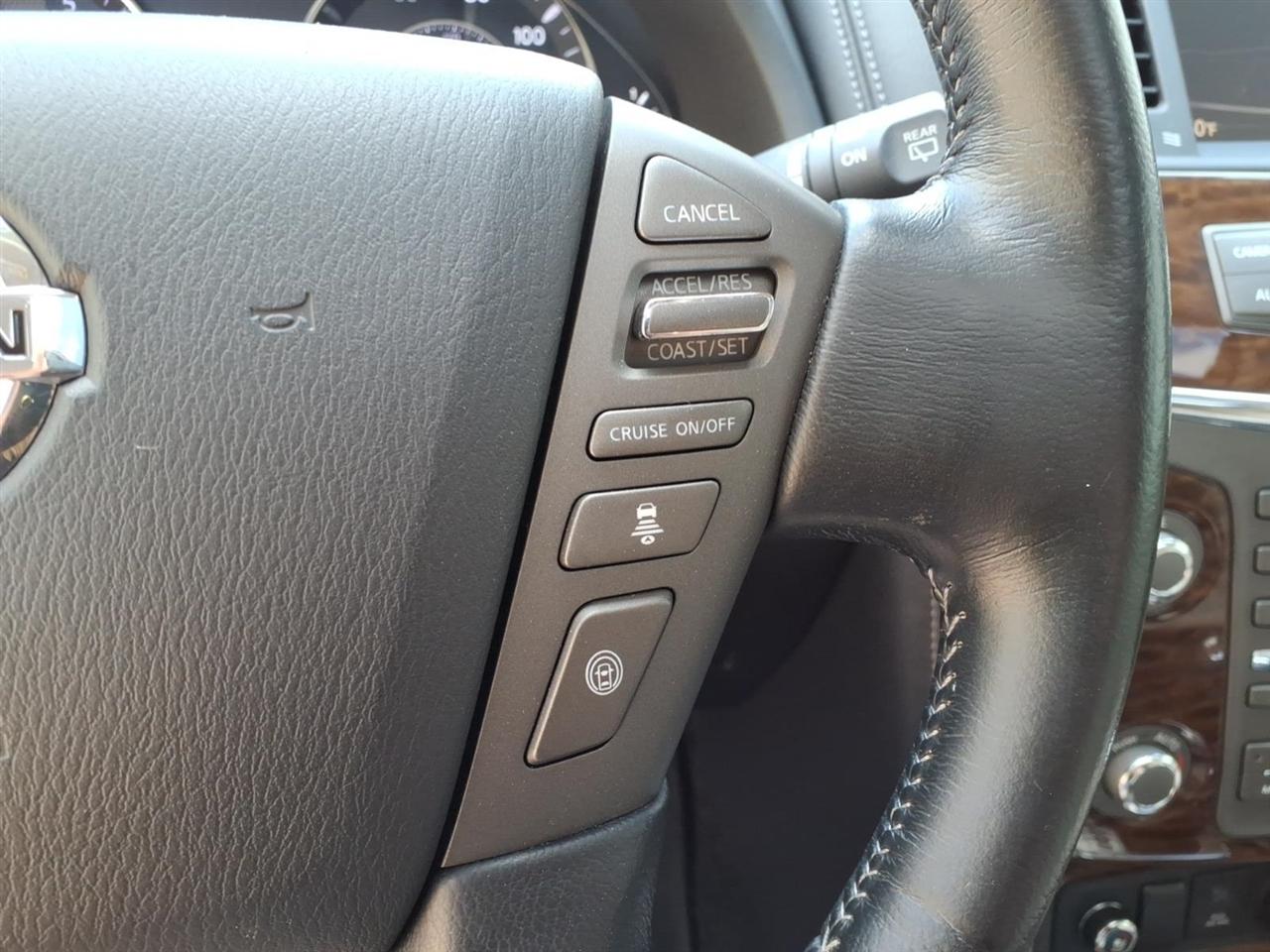 Nissan Armada 4x2 Platinum 2019