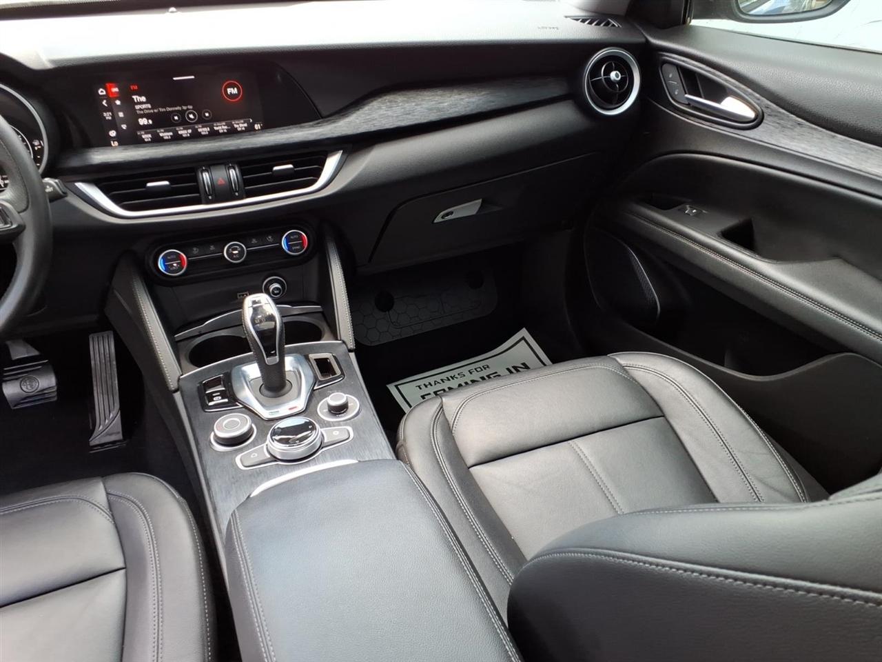 Alfa Romeo Stelvio Sport RWD 2020