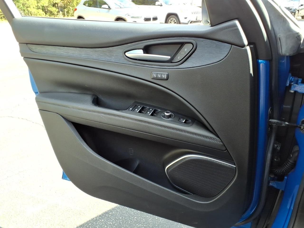 Alfa Romeo Stelvio Sport RWD 2020