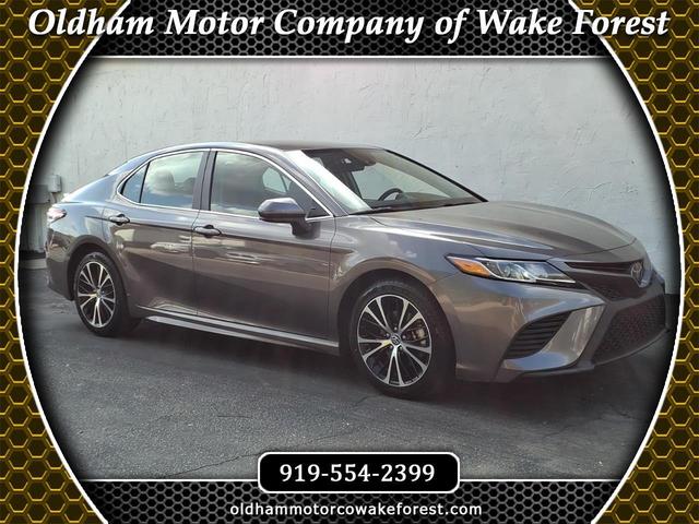 Dk. Gray 2020 Toyota Camry SE FWD Sedan Front-Wheel Drive 8-Speed Automatic